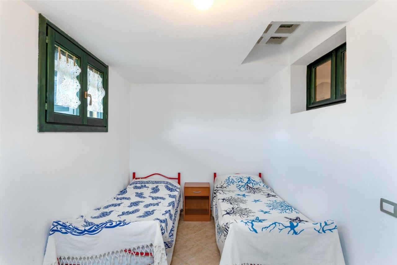 Villa Gaia - Dall'Alba Al Tramonto - Torre delle Stelle Luaran gambar